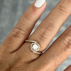 18K engagement ring